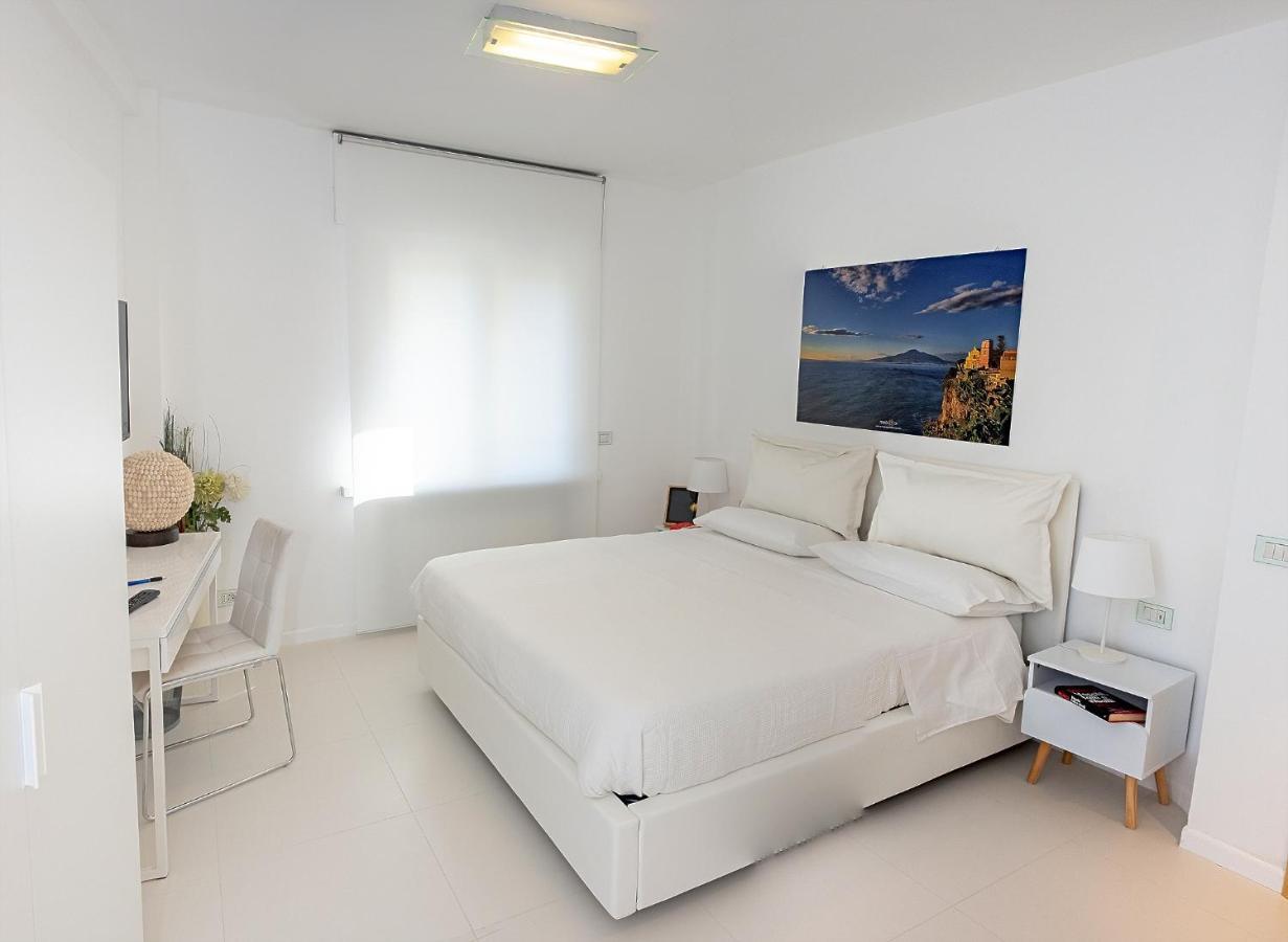 Yourhome In Vico Вико Екуензе Екстериор снимка