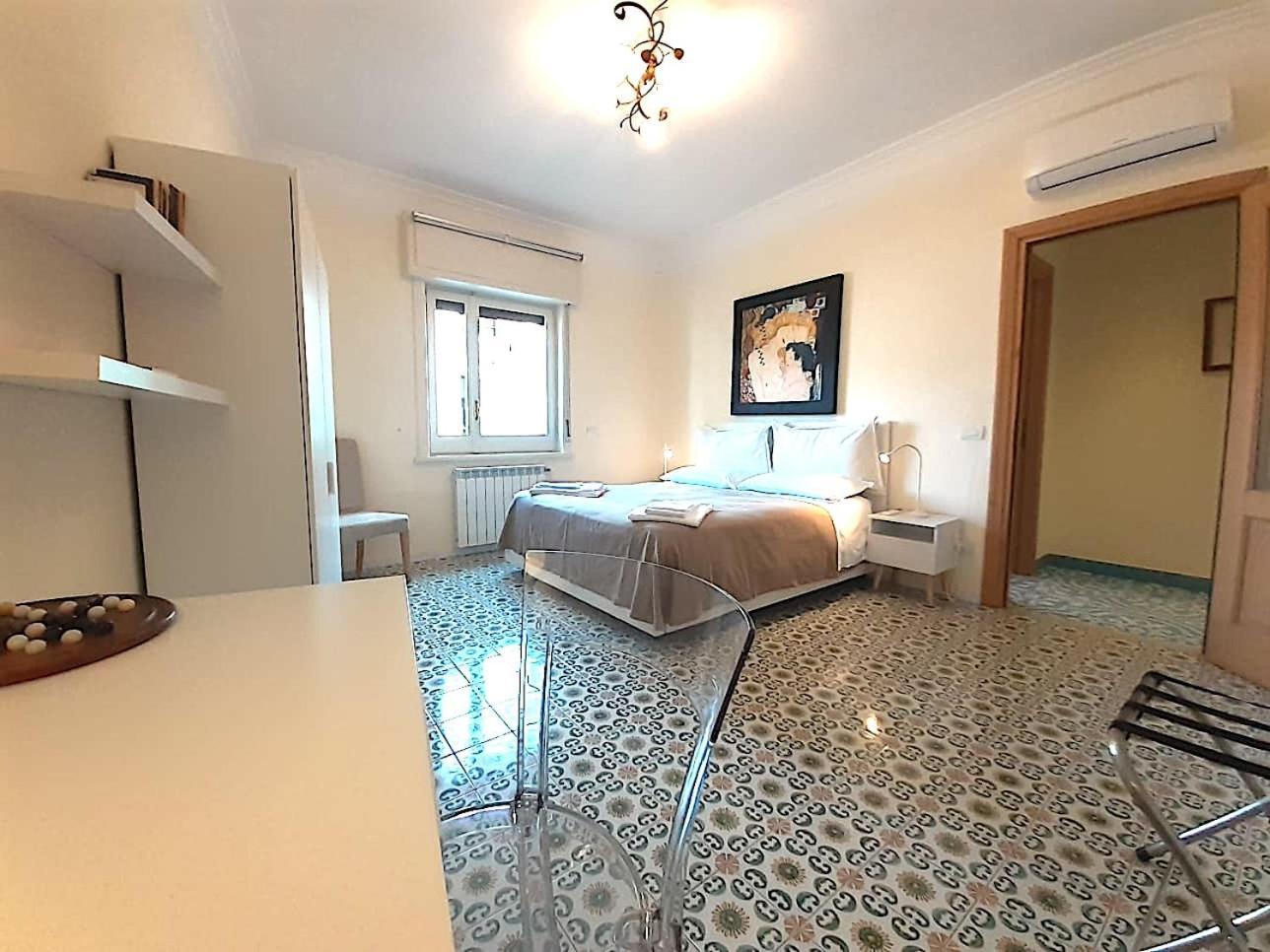 Yourhome In Vico Вико Екуензе Екстериор снимка