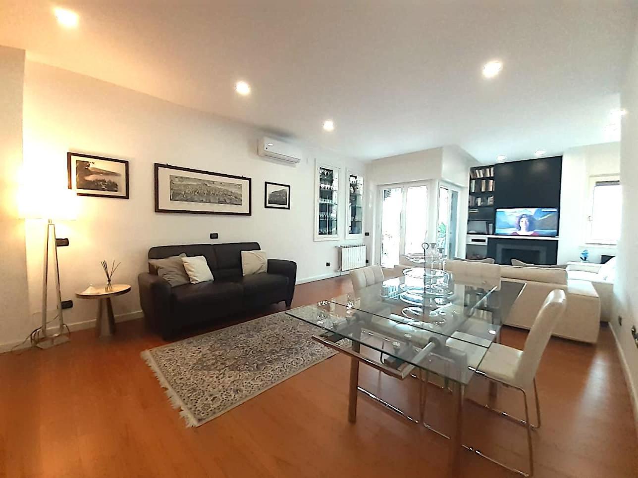 Yourhome In Vico Вико Екуензе Екстериор снимка