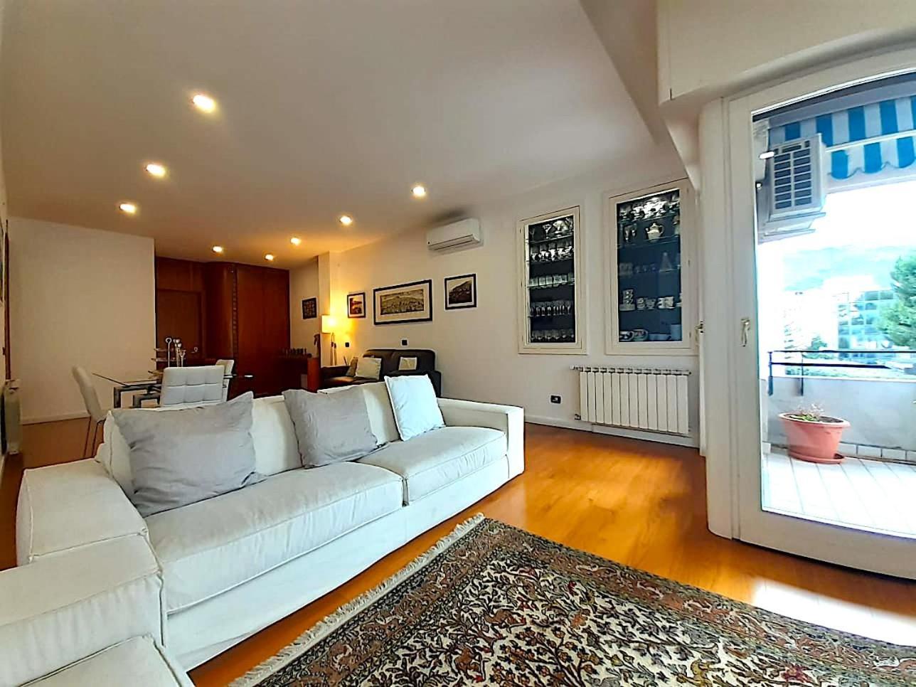 Yourhome In Vico Вико Екуензе Екстериор снимка