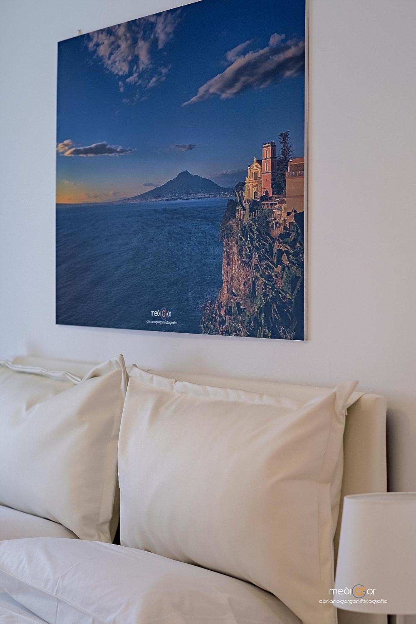 Yourhome In Vico Вико Екуензе Екстериор снимка